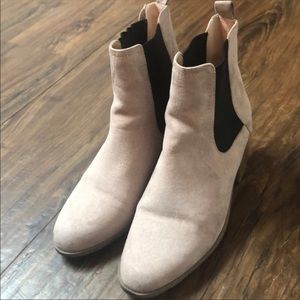 Pink sway booties